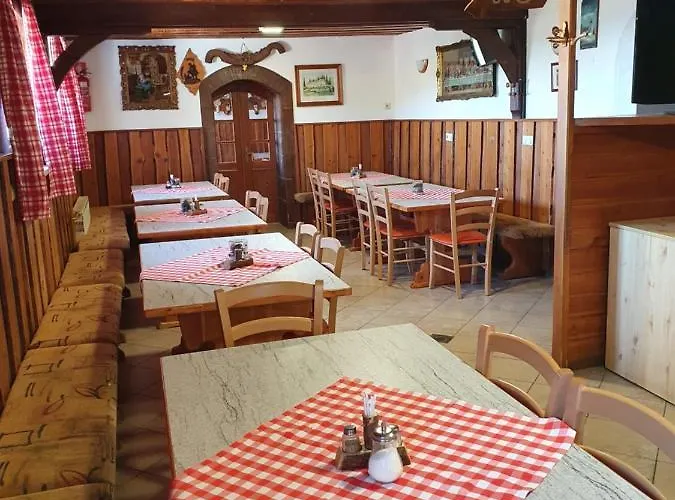 Pr' Florjan Πανσιόν